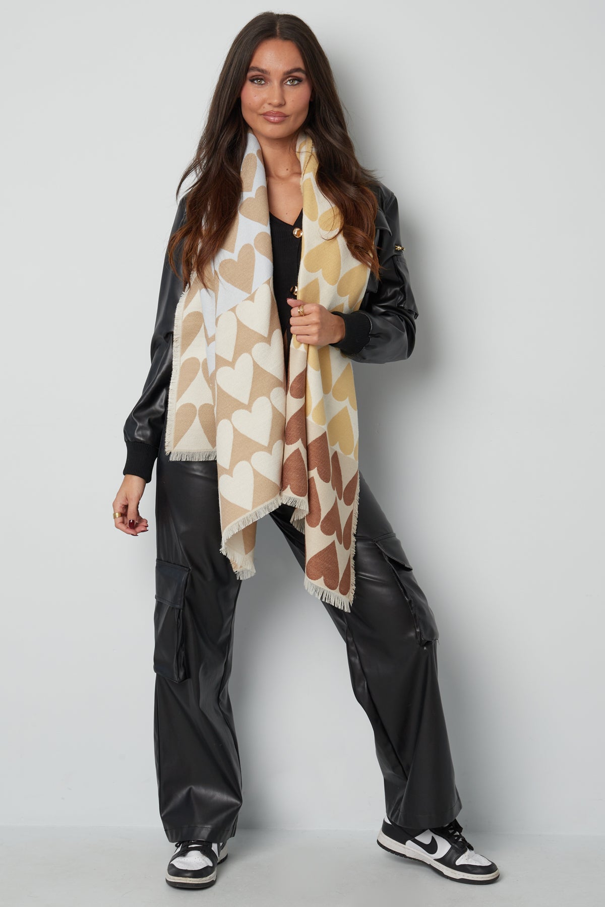 Schal mit Herzchen - Beige