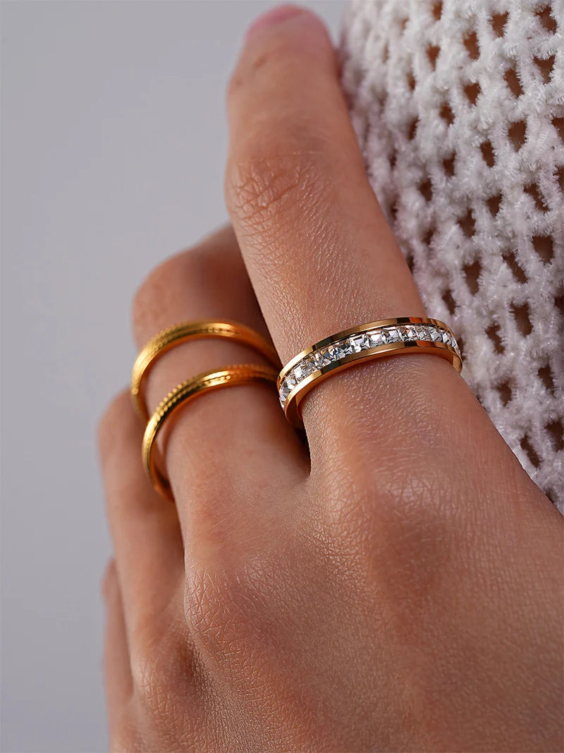 Single Glow Ring Elegante
