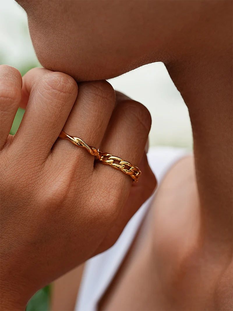 Strong Bond Ring unisex